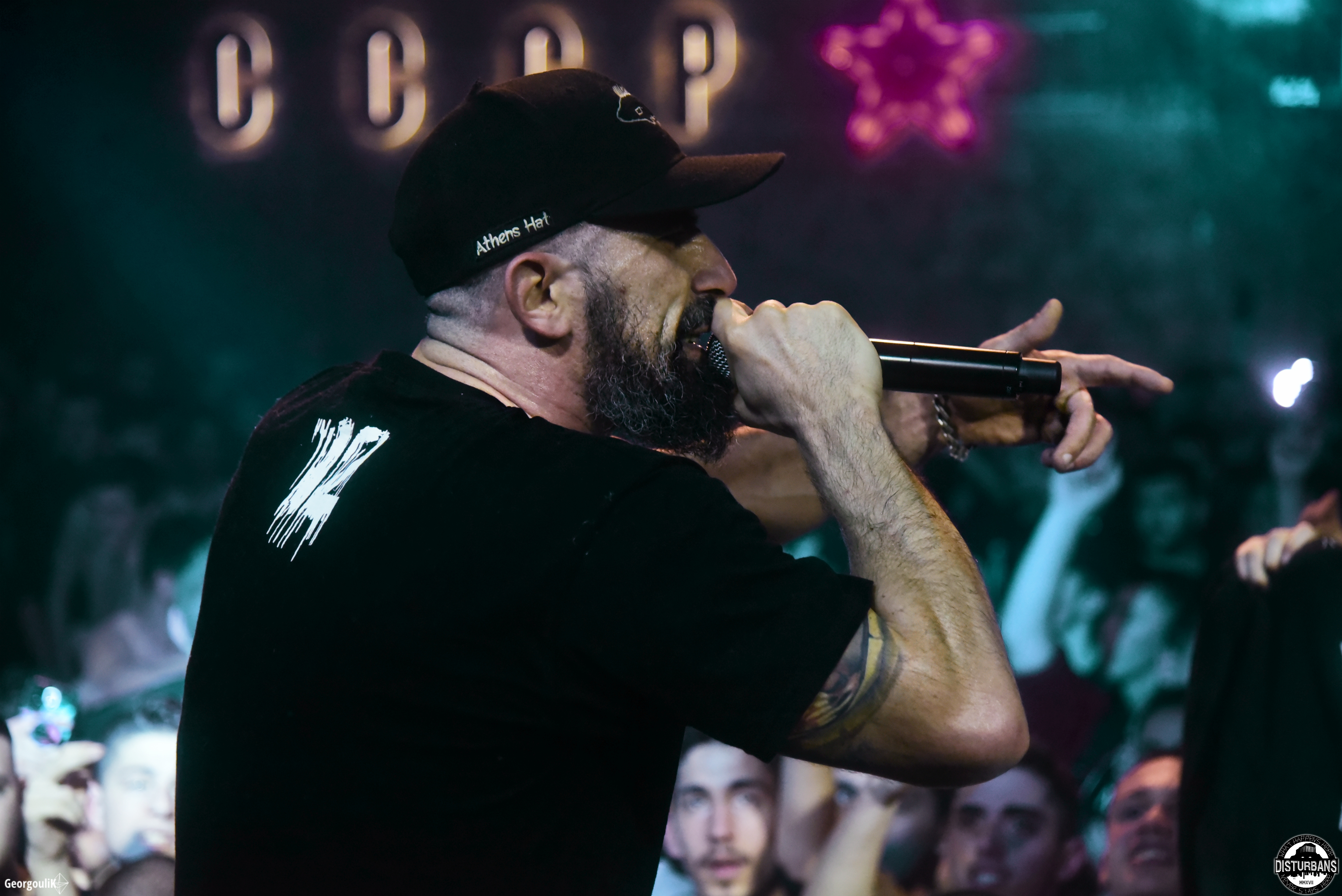 12ος Πίθηκος live στον Πειραιά